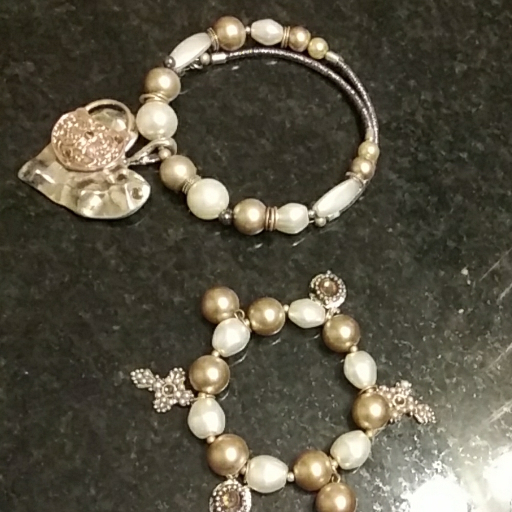 Choker and bracelet